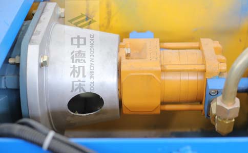 ZDPK-6325采用國內(nèi)一流品牌電機(jī)及油泵，動(dòng)力強(qiáng)勁，噪音低.jpg
