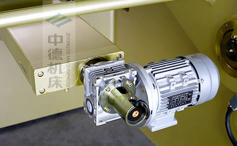 ZDS-640后檔料減速電機(jī)，質(zhì)量好，模擬運算定位速度快.jpg
